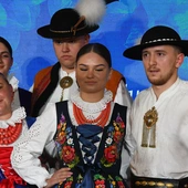 Taniec, obraz, muzyka i śpiew
