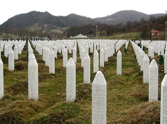 30 lat od największego mordu w Europie po II wojnie