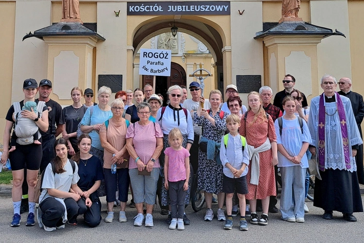 Z Rogóża po odpust