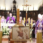 Tarnów. Ostatnie pożegnanie bp. Władysława Bobowskiego