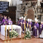 Tarnów. Ostatnie pożegnanie bp. Władysława Bobowskiego