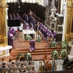 Tarnów. Ostatnie pożegnanie bp. Władysława Bobowskiego