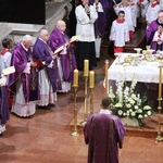 Tarnów. Ostatnie pożegnanie bp. Władysława Bobowskiego