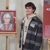 Młody artysta stworzył portrety wszystkich papieży
