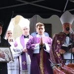 Tropie. Pogrzeb śp. bp. Władysława Bobowskiego