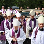 Tropie. Pogrzeb śp. bp. Władysława Bobowskiego