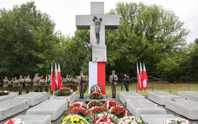 Uroczystości na Skwerze Wołyńskim w Warszawie