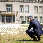 30 lat po masakrze w Srebrenicy Holandia rozlicza się ze swojej odpowiedzialności