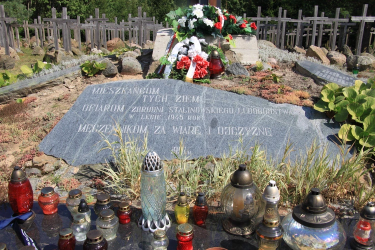 Ku pamięci ofiar obławy augustowskiej w Gibach