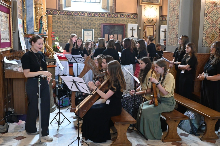 Oazowicze zjechali do Królowej Podhala