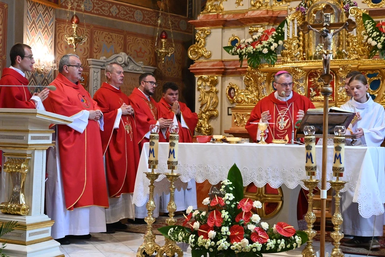 Oazowicze zjechali do Królowej Podhala