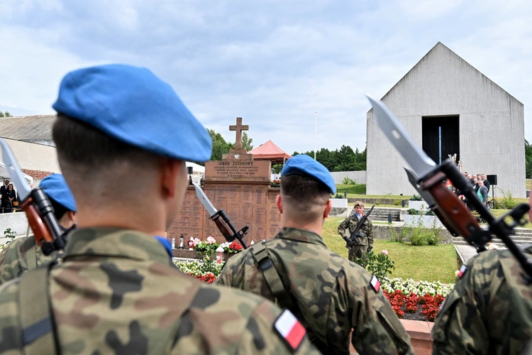 Obchody Dnia Walki i Męczeństwa Wsi Polskiej oraz 82. Rocznicy Pacyfikacji Wsi Michniów