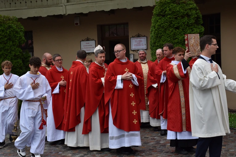 Dzień Wspólnoty w Żukowie - Msza św.