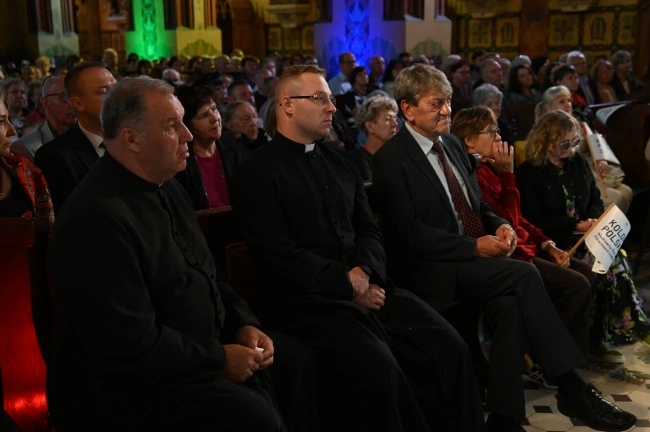 Koncert w kościele w Żarnowie