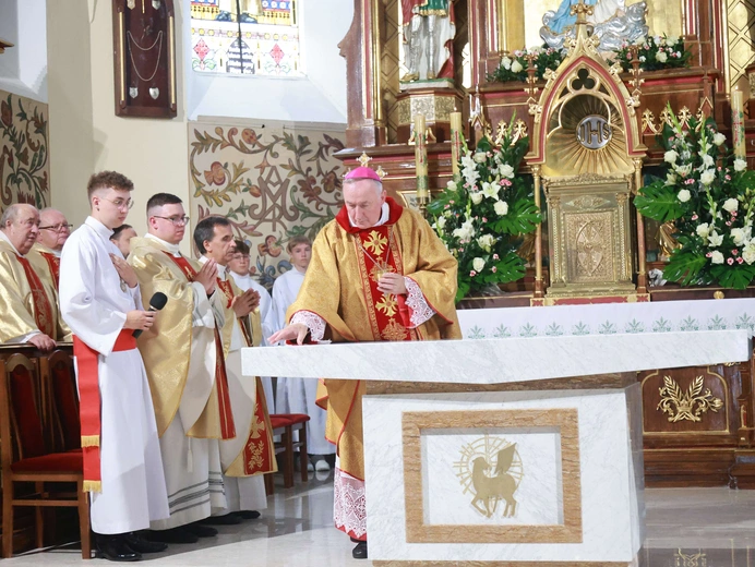 Konsekracja ołtarza w Przecławiu