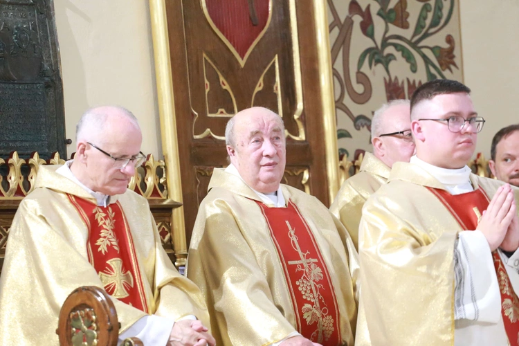 Konsekracja ołtarza w Przecławiu