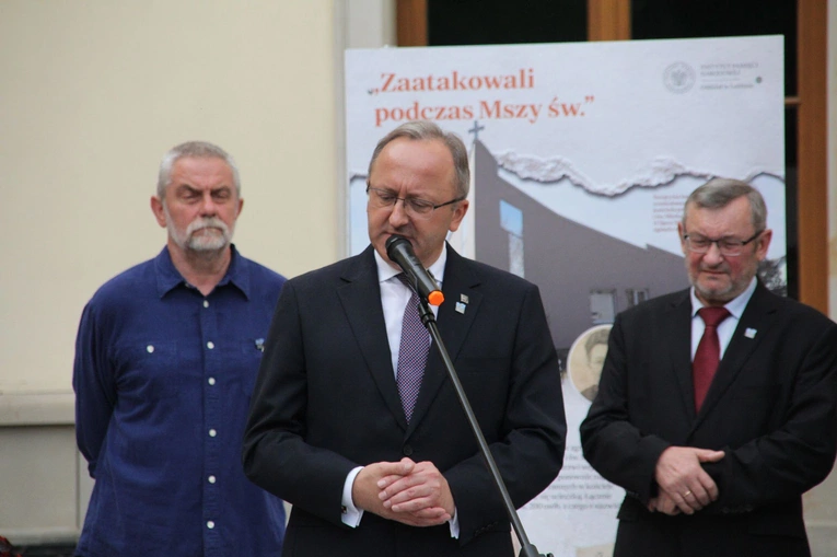 Zmarłych pogrzebać