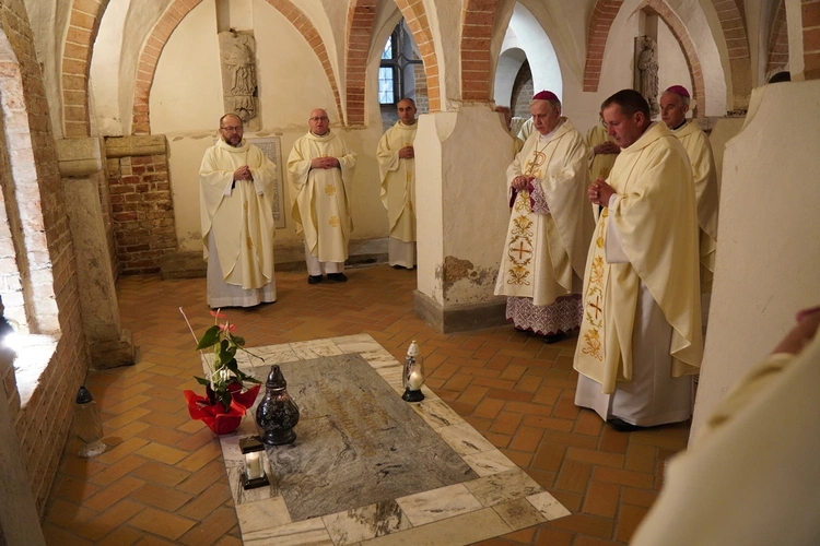 15. rocznica śmierci ks. prof. Antoniego Kiełbasy SDS (1938-2010)