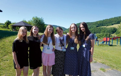 Animatorzy i uczestnicy razem tworzą oazową wspólnotę. 