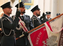 Obchody były okazją do podziękowań i wręczenia odznaczeń funkcjonariuszom SW.