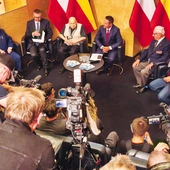 – Pamięć łatwo może się zatrzeć, jeśli nie zostanie przekazana dalej – mówił  Jan Ołdakowski.