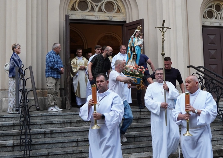 Uroczystość NMP z Góry Karmel u wrocławskich karmelitów bosych