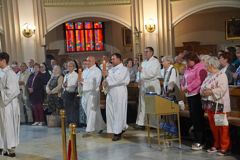 Uroczystość NMP z Góry Karmel u wrocławskich karmelitów bosych