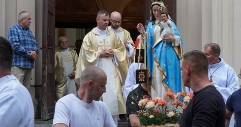 Uroczystość NMP z Góry Karmel u wrocławskich karmelitów bosych