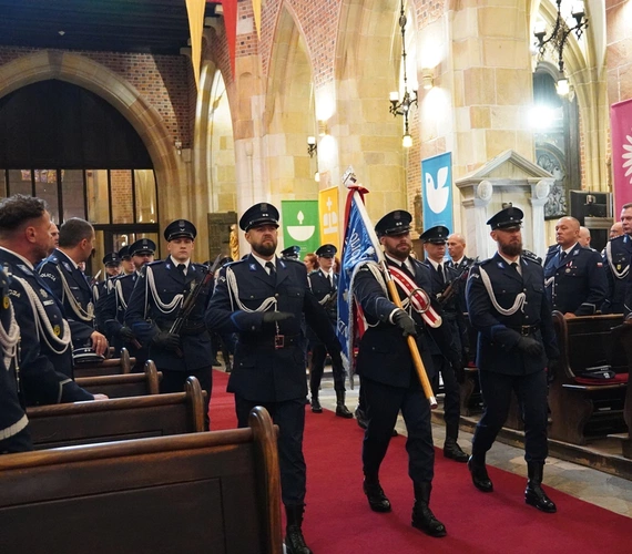 Święto Policji 2025. Msza św. w katedrze wrocławskiej