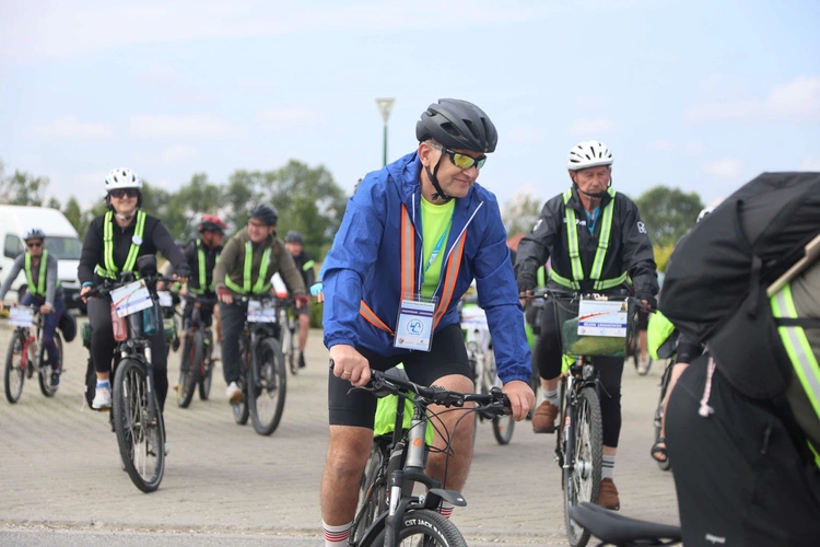 Rowerowa Pielgrzymka Tarnowska w drodze