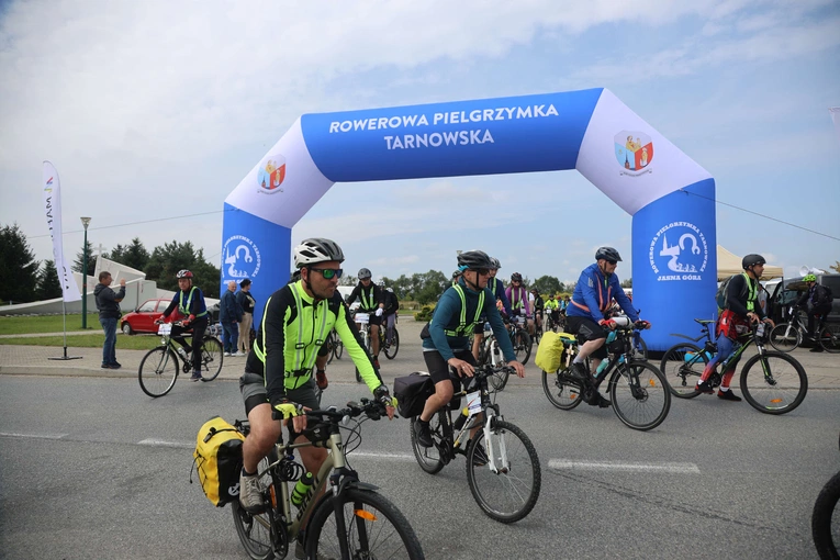 Rowerowa Pielgrzymka Tarnowska w drodze