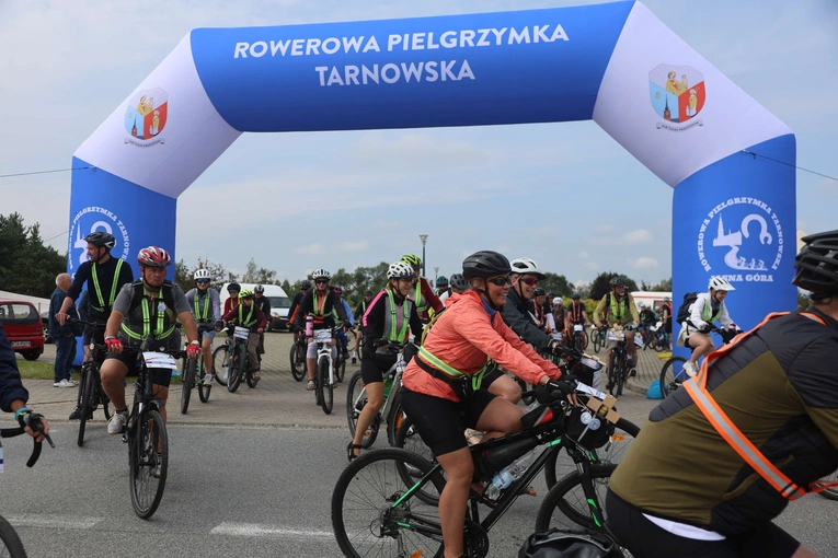 Rowerowa Pielgrzymka Tarnowska w drodze