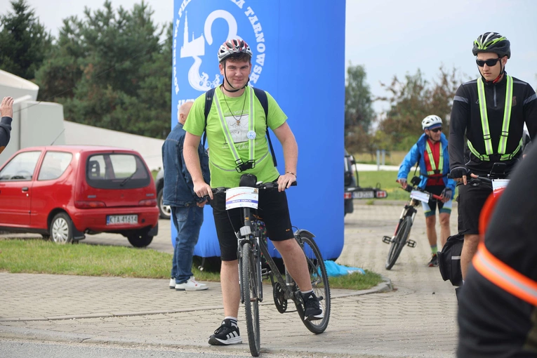 Rowerowa Pielgrzymka Tarnowska w drodze