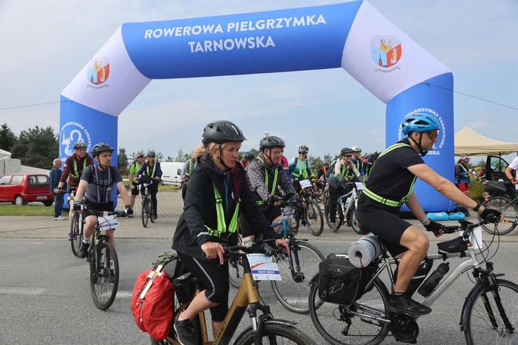 Rowerowa Pielgrzymka Tarnowska w drodze