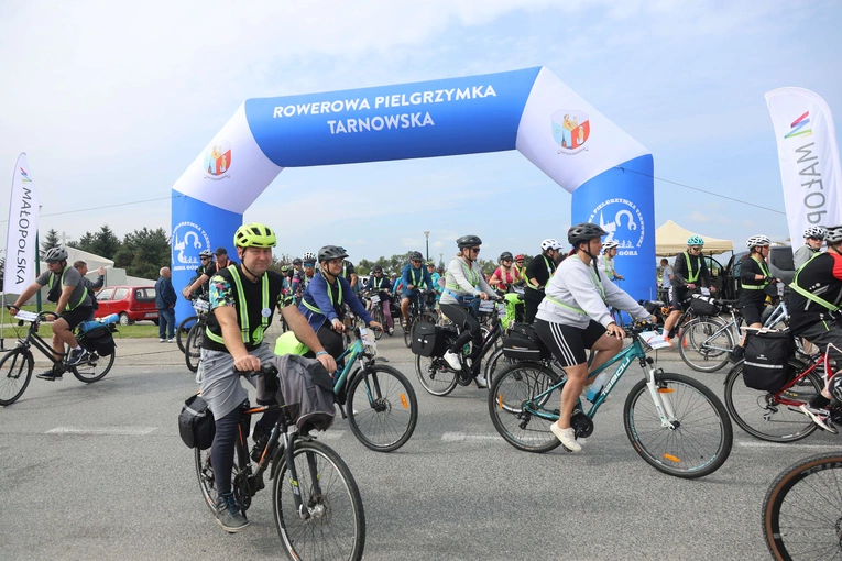 Rowerowa Pielgrzymka Tarnowska w drodze