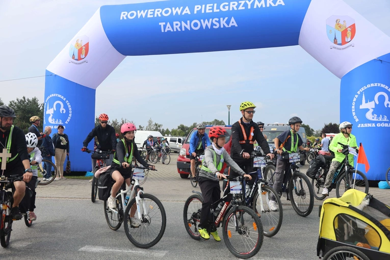Rowerowa Pielgrzymka Tarnowska w drodze