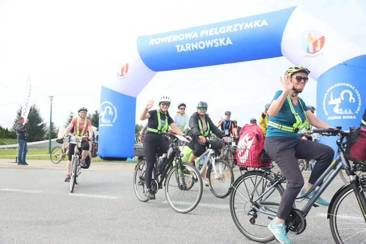 Rowerowa Pielgrzymka Tarnowska w drodze