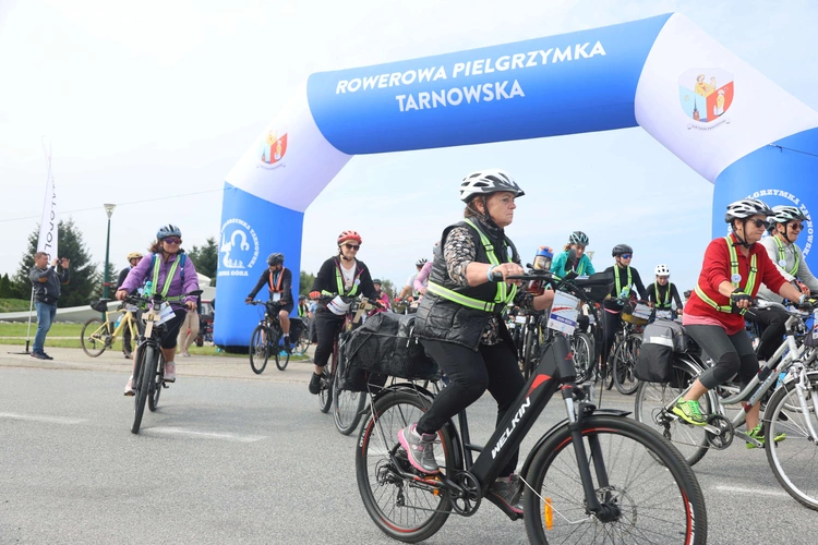 Rowerowa Pielgrzymka Tarnowska w drodze