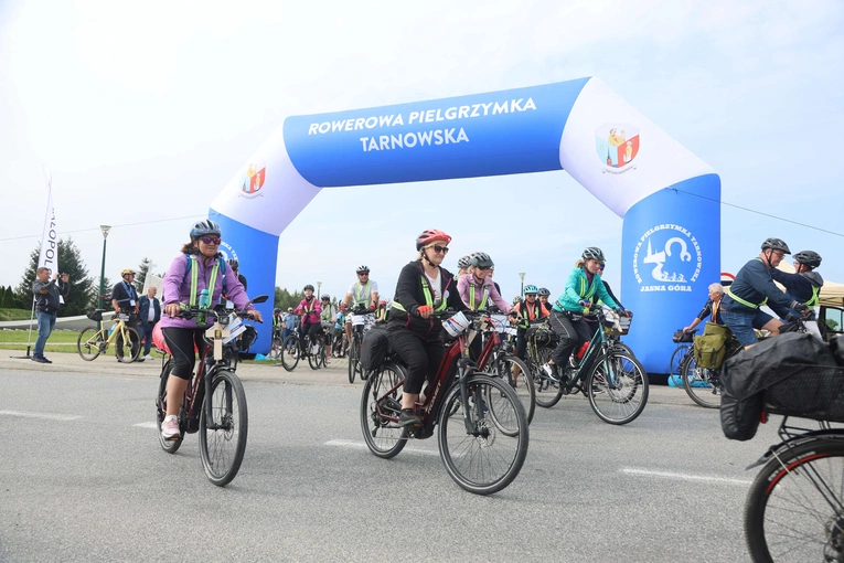 Rowerowa Pielgrzymka Tarnowska w drodze