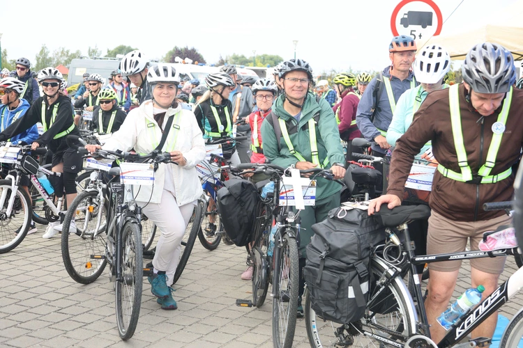 Rowerowa Pielgrzymka Tarnowska w drodze