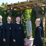 Elżbietanki w miechowickim klasztorze