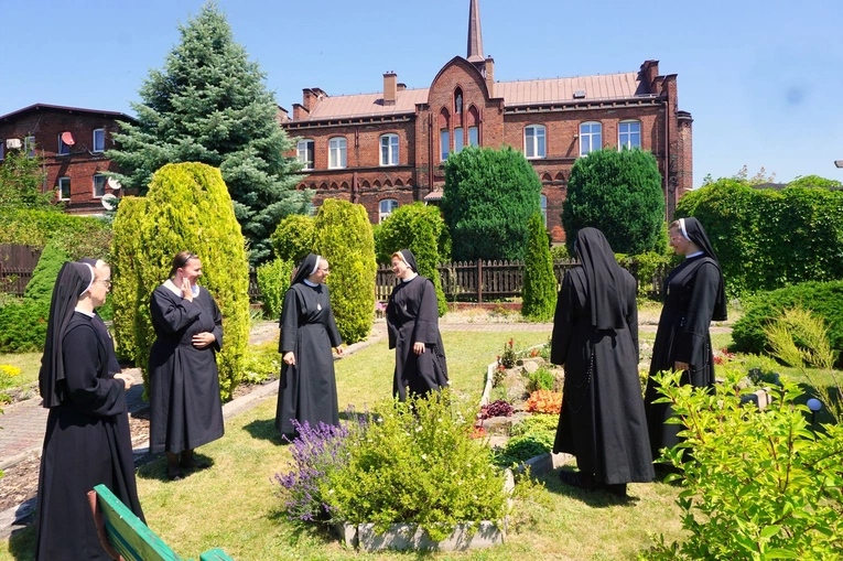 Elżbietanki w miechowickim klasztorze