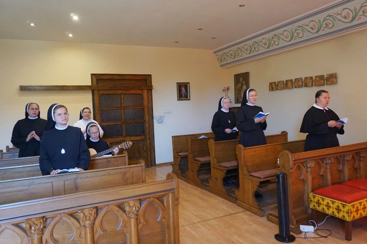 Elżbietanki w miechowickim klasztorze