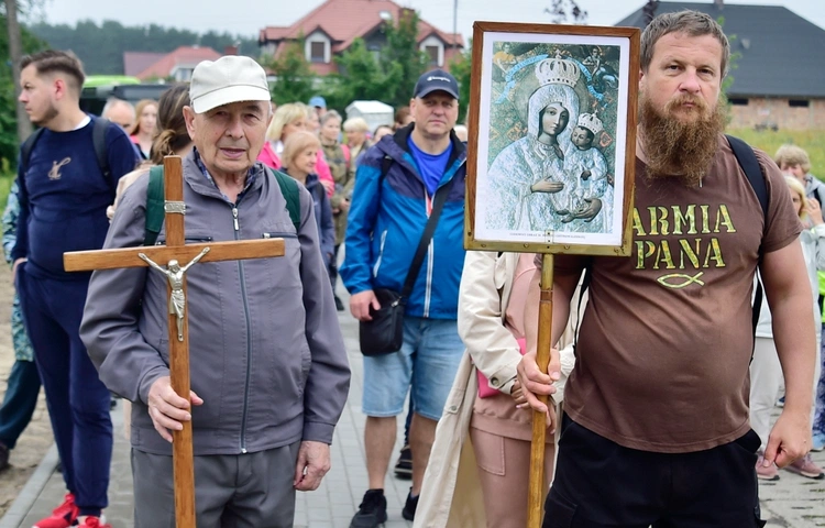 Pielgrzymka piesza z Olsztyna do Gietrzwałdu