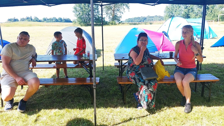 Nocowanie na polanie, cz. 2