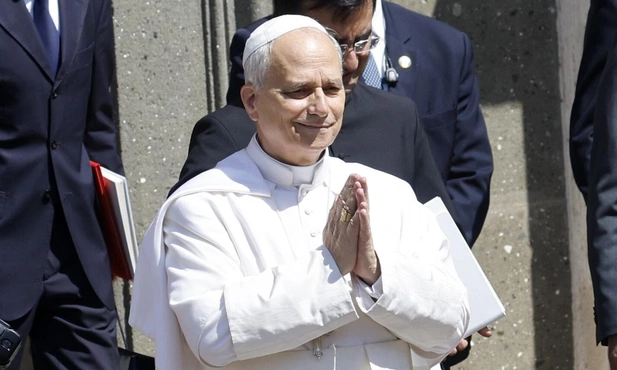 Papież na Anioł Pański o otwarciu się na Boga (pełny tekst)