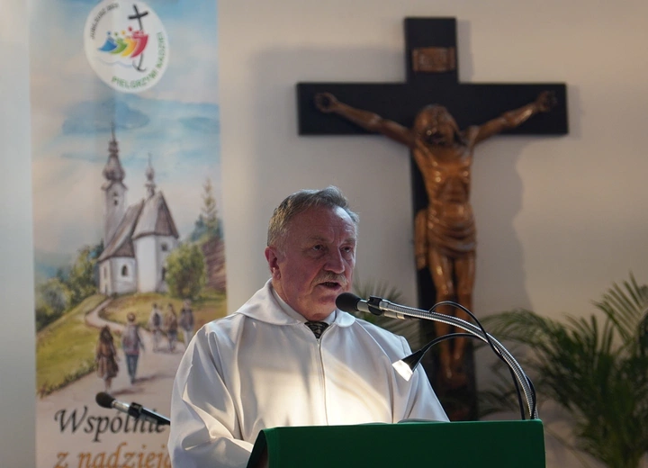 Gać. Wprowadzenie relikwii św. Maksymiliana Marii Kolbego 