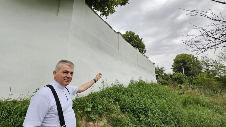 Ratują kościół w Chybicach