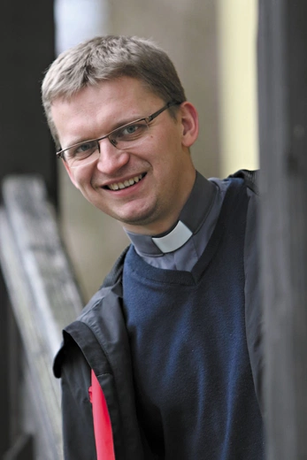 Namiot Spotkania, liturgia godzin, modlitwa spontaniczna. Jak modlą się oazowicze?