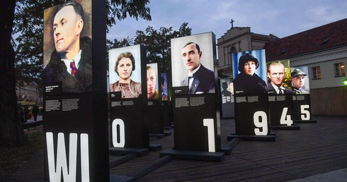 Niszczenie Instytutu Pileckiego - nieudolność czy celowe działanie?